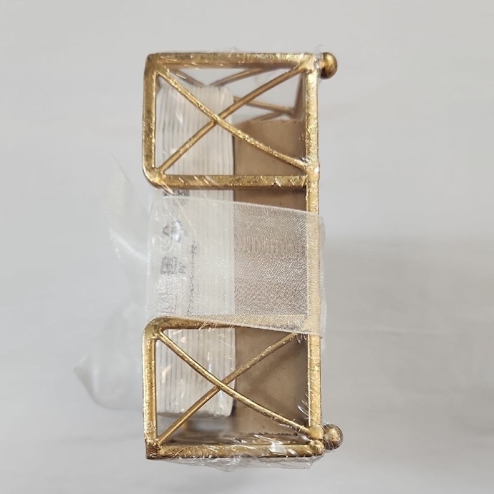 THR Home Decorative 16x White Napkins Monogrammed "A" Gold Napkin Holder NWT - Picture 6 of 6